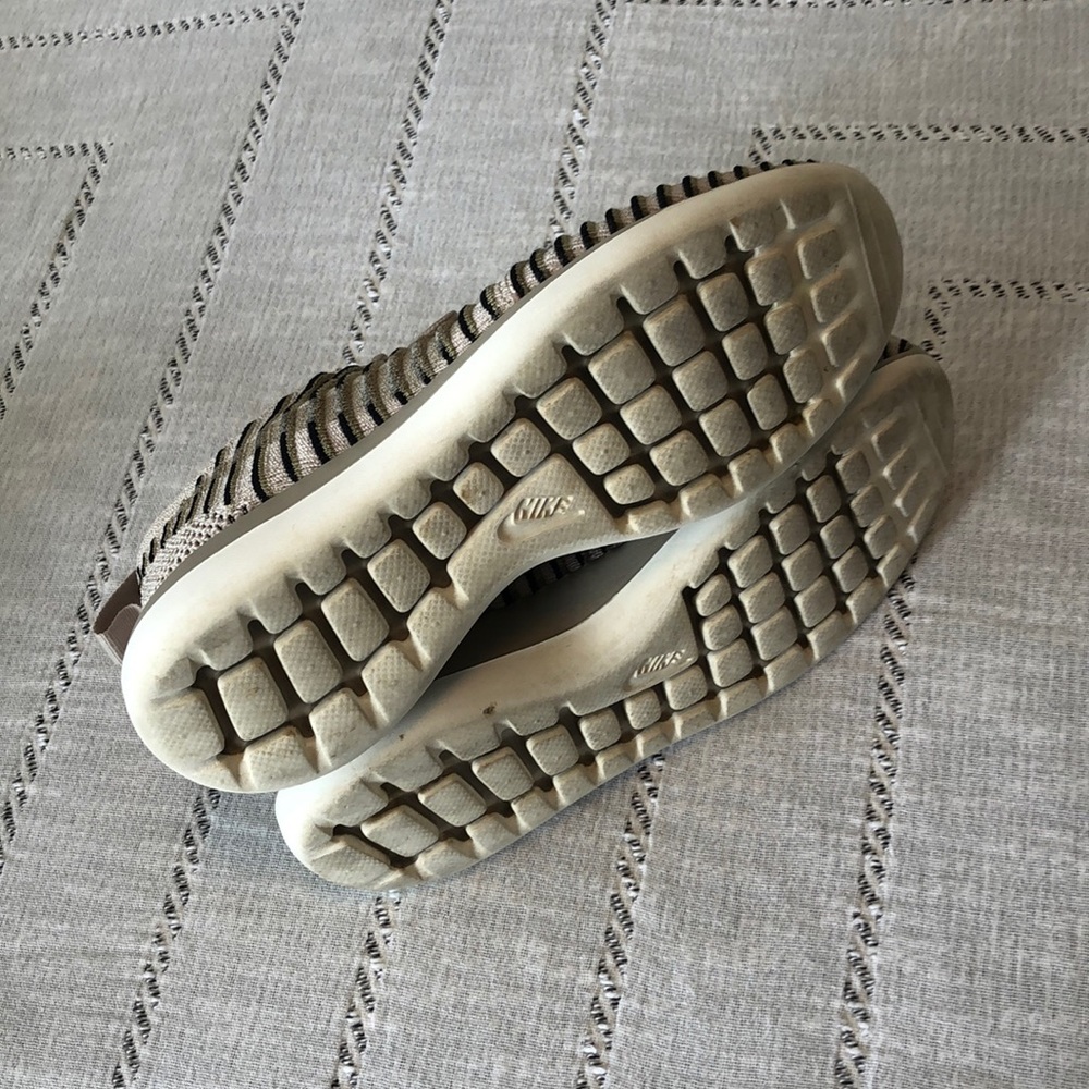 Nike Roshe Two Flyknit sneakers - Picture 6 of 7